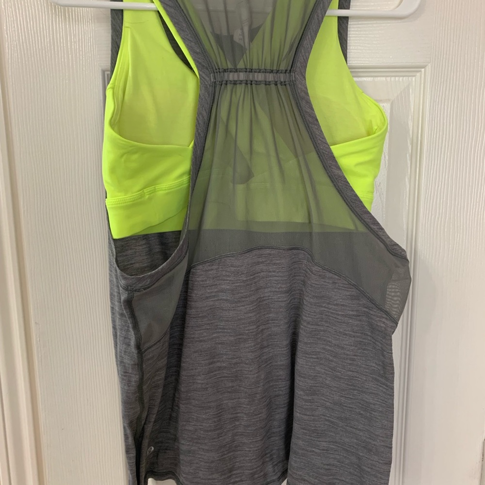 Lululemon tank - Picture 2 of 7